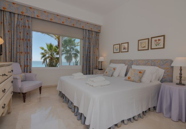 Apartamento en Marbella - 18166 - MAGNÍFICA UBICACIÓN EN PRIMERA LÍNEA - PISCINA CLIMATIZADA Apartamento en Marbella - 18166 - MAGNÍFICA UBICACIÓN EN PRIMERA LÍNEA - PISCINA CLIMATIZADA