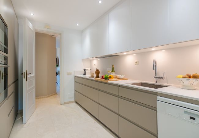 Apartamento en Marbella - 18166 - MAGNÍFICA UBICACIÓN EN PRIMERA LÍNEA - PISCINA CLIMATIZADA Apartamento en Marbella - 18166 - MAGNÍFICA UBICACIÓN EN PRIMERA LÍNEA - PISCINA CLIMATIZADA