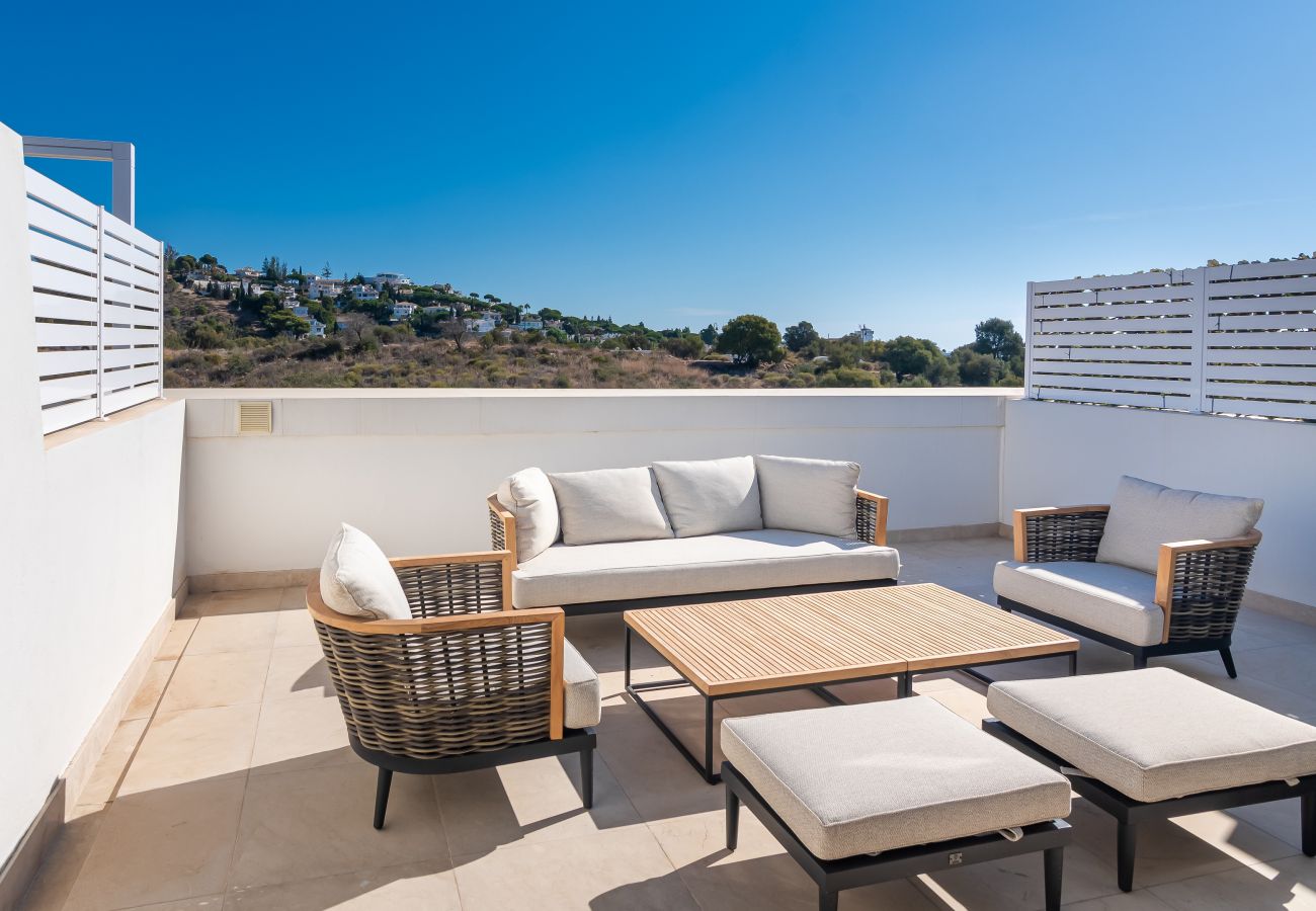 Casa adosada en La Cala de Mijas - Casa adosada moderna con piscina pequeña