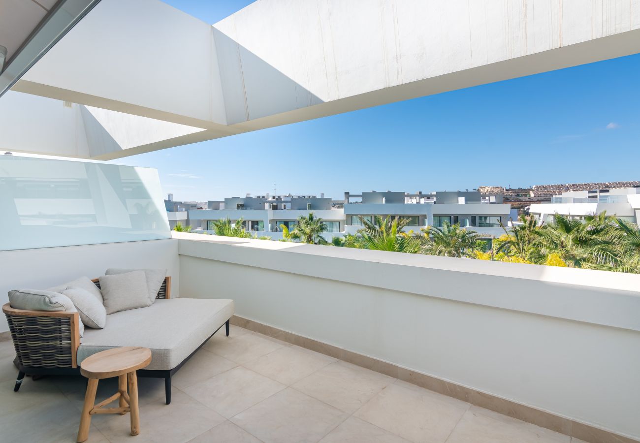 Casa adosada en La Cala de Mijas - Casa adosada moderna con piscina pequeña