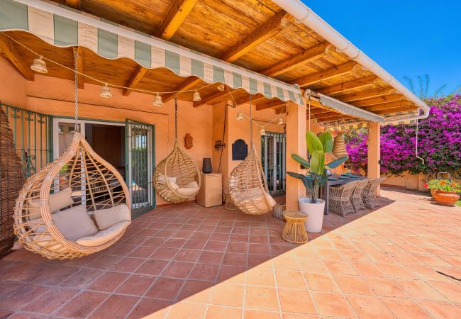 Villa en Marbella - 1109 Encantadora Villa Familiar con Vistas Panorámicas al Mar Villa en Marbella - 1109 Encantadora Villa Familiar con Vistas Panorámicas al Mar