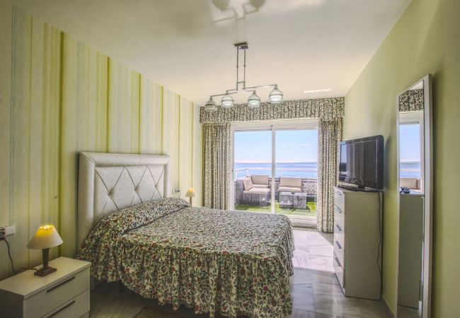 Apartamento en Marbella - 1149 Increíble Ático Dúplex con Vistas Panorámicas al Mar Apartamento en Marbella - 1149 Increíble Ático Dúplex con Vistas Panorámicas al Mar