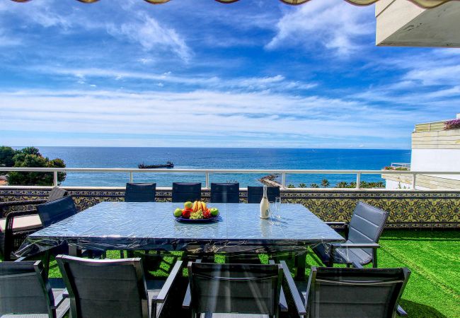 Apartamento en Marbella - 1149 Increíble Ático Dúplex con Vistas Panorámicas al Mar Apartamento en Marbella - 1149 Increíble Ático Dúplex con Vistas Panorámicas al Mar