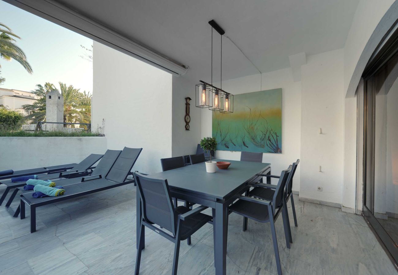Apartamento en Marbella - 2033 Apartamento Familiar en Primera Línea de Playa en Golden Beach