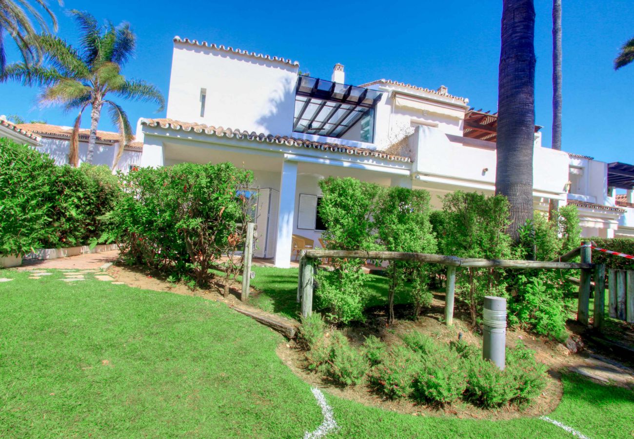 Casa adosada en Marbella - 1176 Paraíso Frente al Mar en Bahia de Marbella