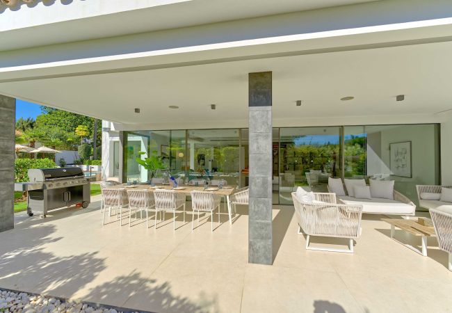 Villa en Marbella - 2244 Villa Moderna de Lujo con Piscina Climatizada en Puerto Banús Villa en Marbella - 2244 Villa Moderna de Lujo con Piscina Climatizada en Puerto Banús