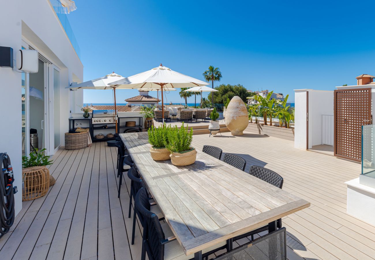 Villa en Mijas Costa - 18 PAX ÚNICA Y ENORME VILLA DE LUJO CON PISCINA CLIMATIZADA, CINE/SALA DE REUNIONES Y GIMNASIO CERCA DE LA PLAYA