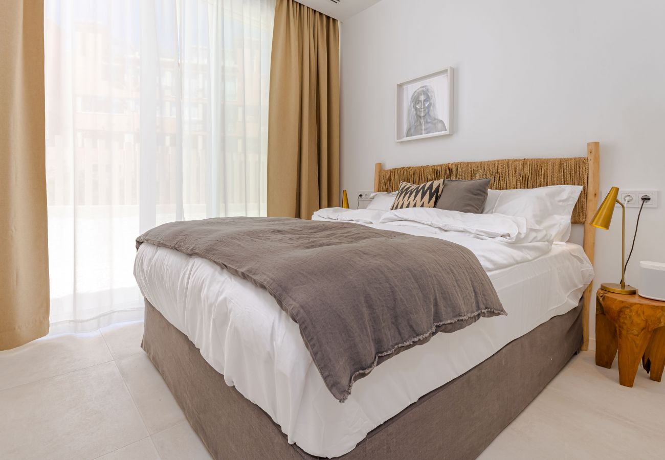 Villa en Mijas Costa - 18 PAX ÚNICA Y ENORME VILLA DE LUJO CON PISCINA CLIMATIZADA, CINE/SALA DE REUNIONES Y GIMNASIO CERCA DE LA PLAYA