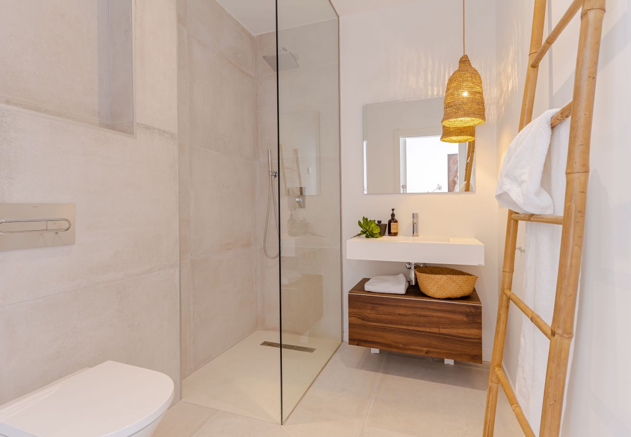 Villa en Mijas Costa - 18 PAX ÚNICA Y ENORME VILLA DE LUJO CON PISCINA CLIMATIZADA, CINE/SALA DE REUNIONES Y GIMNASIO CERCA DE LA PLAYA
