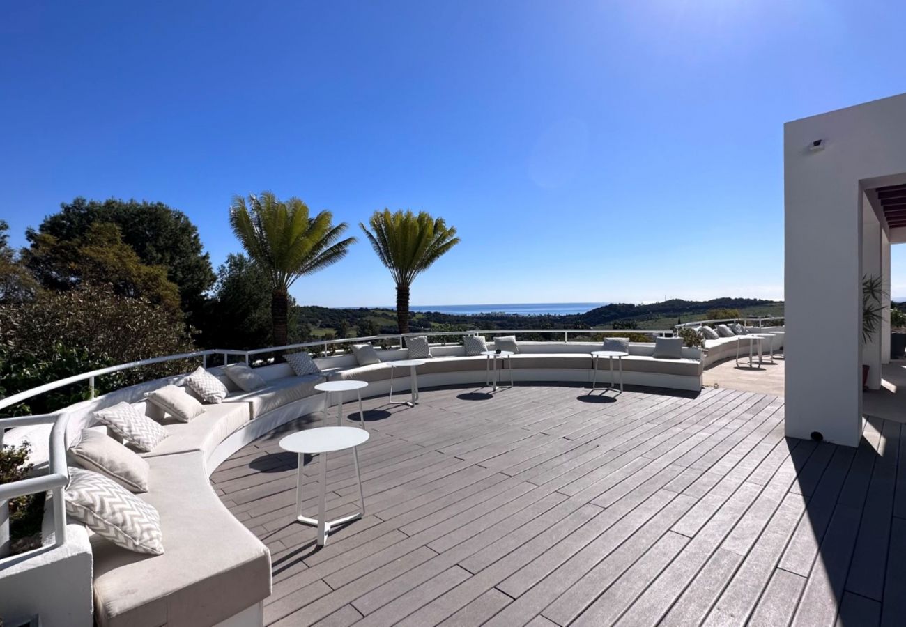 Apartamento en Estepona - MDG-623