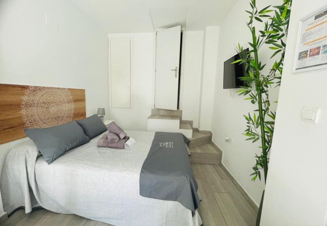 Estudio en Nerja - Estudio Jimena Burriana en el centro de Nerja  Estudio en Nerja - Estudio Jimena Burriana en el centro de Nerja