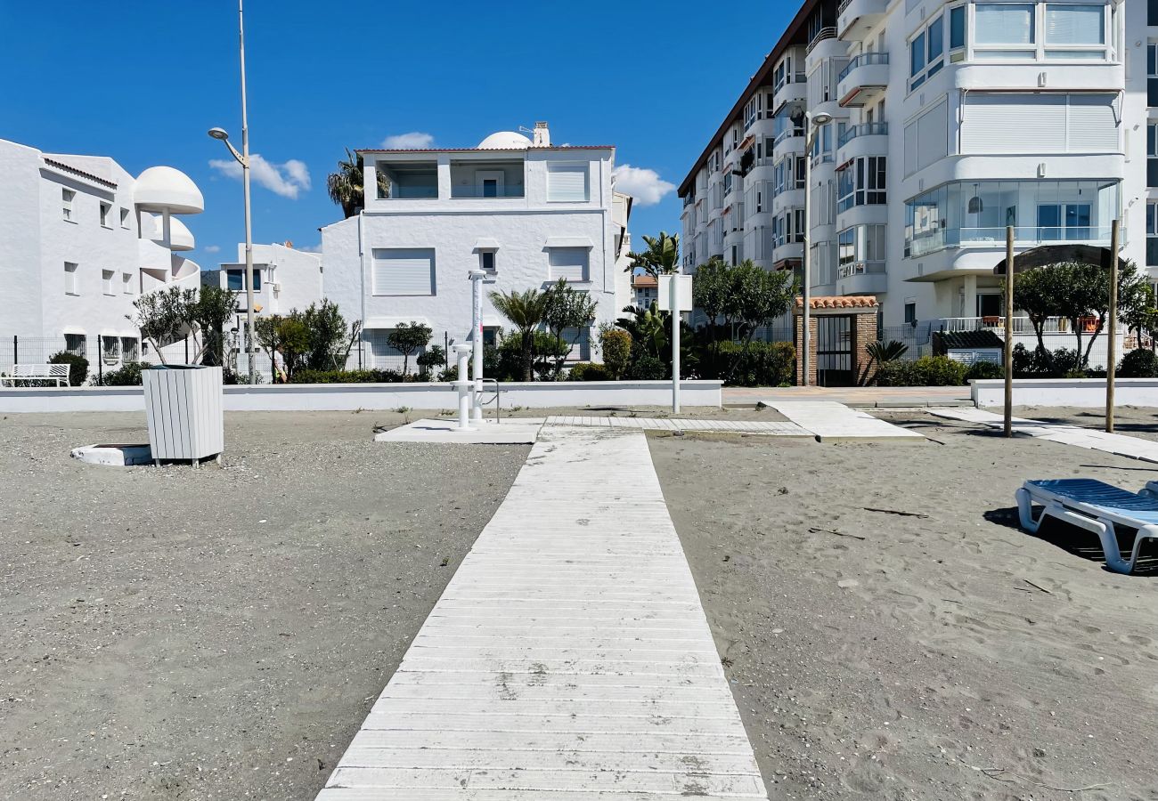 Apartamento en Torrox Costa - Apartamento Urb Laguna Beach Torrox Costa