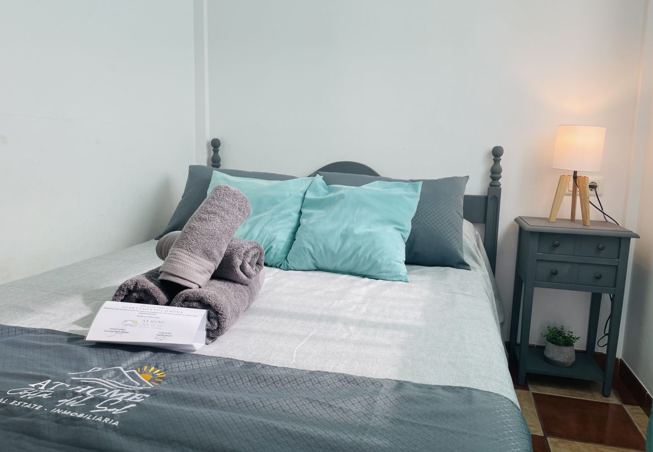 Apartamento en Nerja - Ático Jimena Granada en el centro de Nerja 