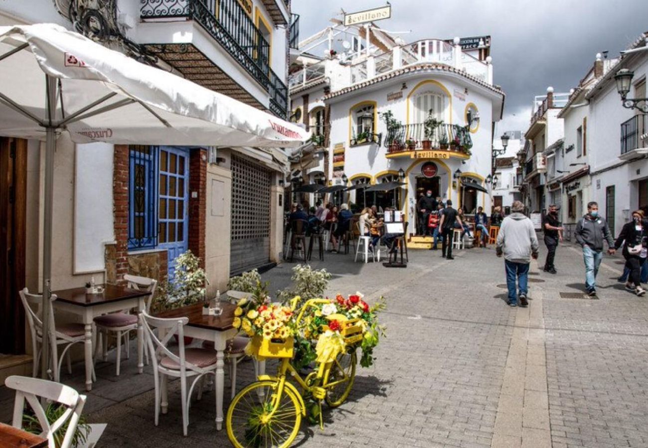 Estudio en Nerja - Estudio Jimena Calahonda en el centro de  Nerja 