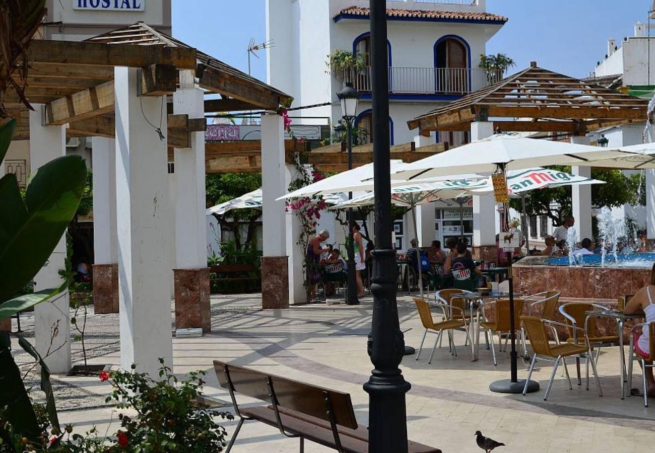 Estudio en Nerja - Estudio Jimena Calahonda en el centro de  Nerja 