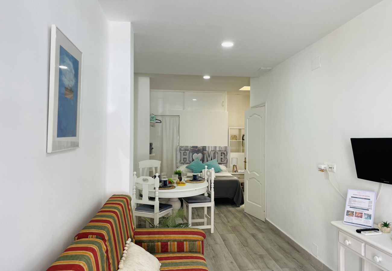 Estudio en Nerja - Estudio Playazo en el centro de Nerja