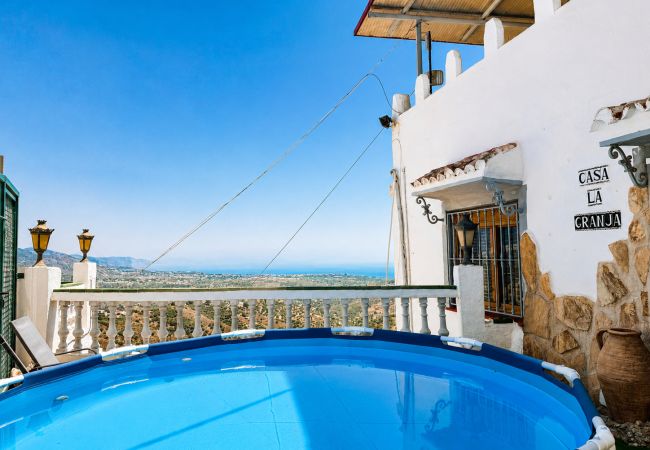 Casa en Torrox - Villa la Granja  tu casa de campo en Torrox