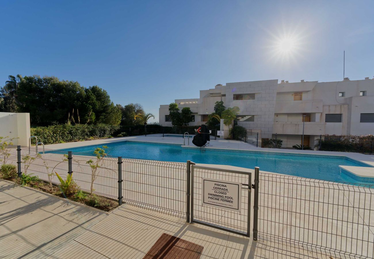 Apartamento en Casares - 3019 Increíble Ático con Vistas Panorámicas al Golf y al Mar