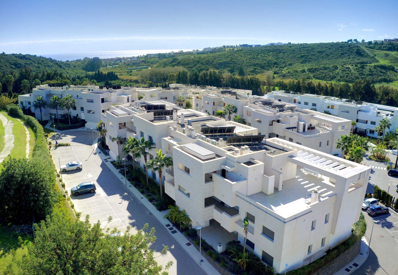 Apartamento en Casares - 3019 Increíble Ático con Vistas Panorámicas al Golf y al Mar