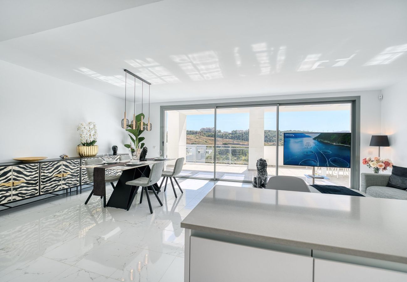 Apartamento en Casares - 3019 Increíble Ático con Vistas Panorámicas al Golf y al Mar