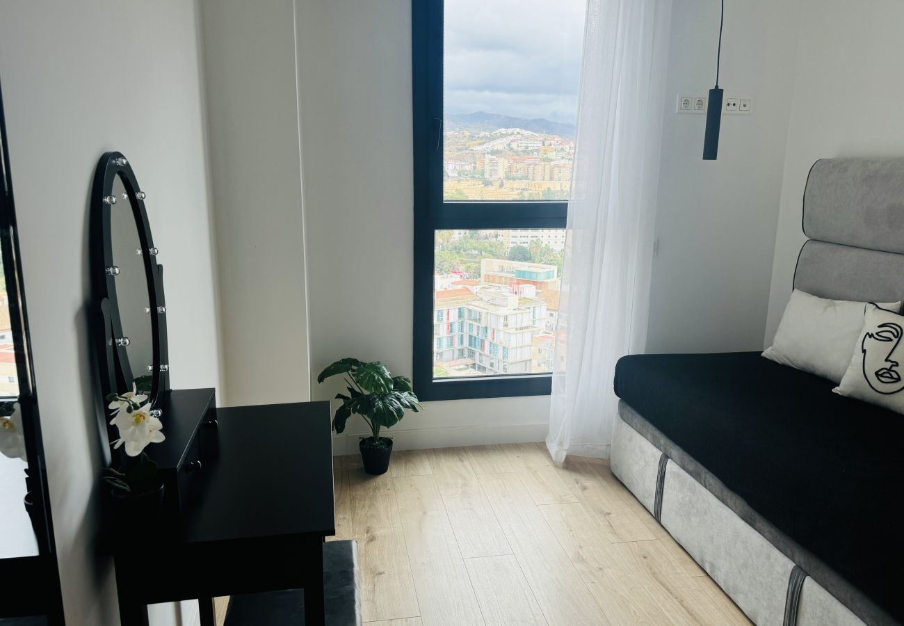 Apartamento en Málaga - Lujoso apartamento en Centro de Malaga planta 17