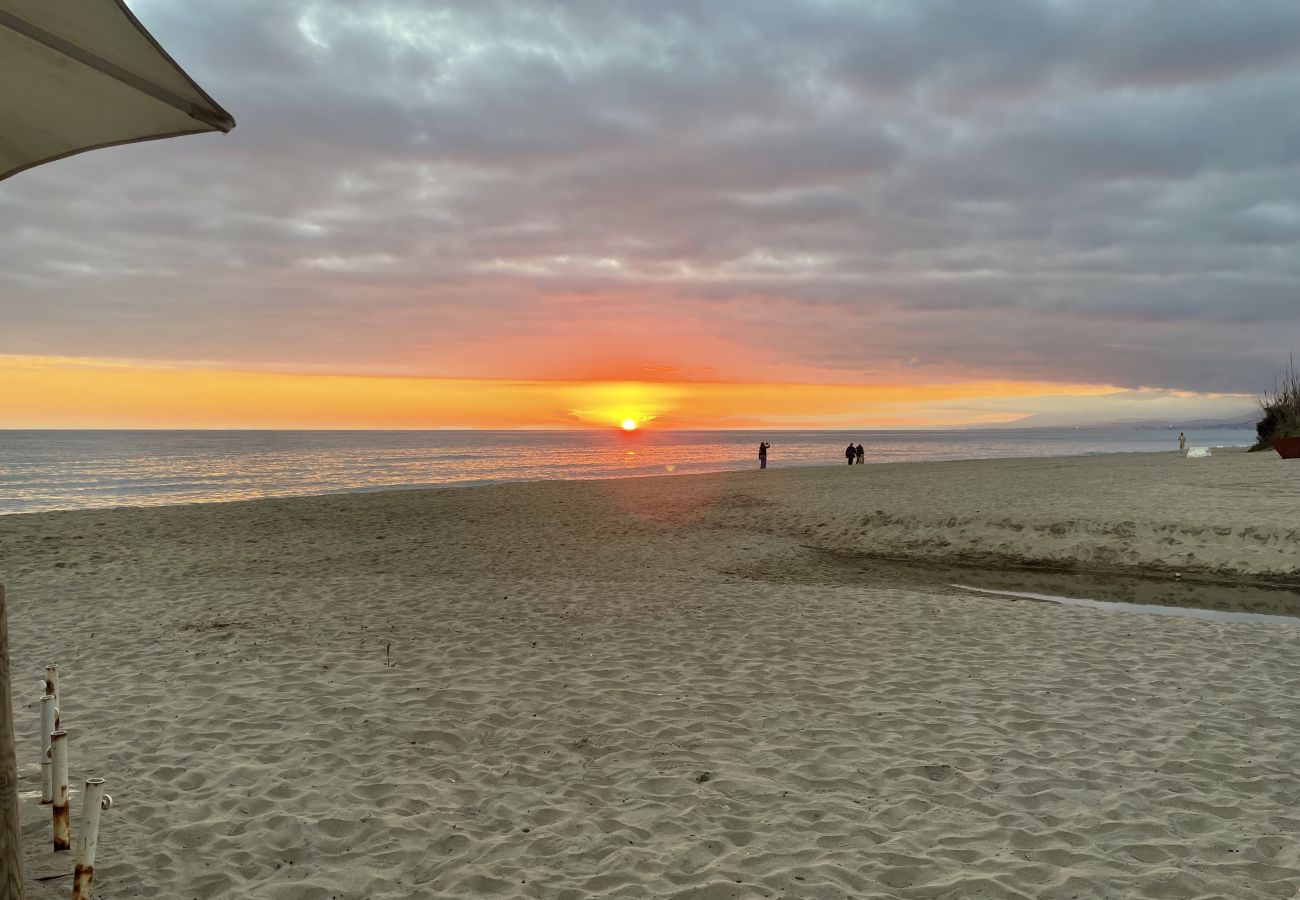 Apartamento en Marbella - 3065 Exclusivo Apartamento de Lujo en Elviria, Marbella