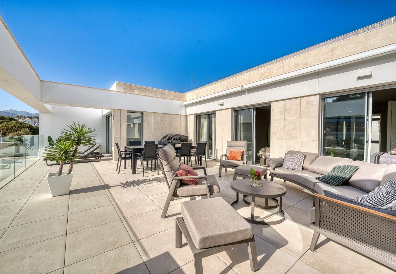 Apartamento en Marbella - 3065 Exclusivo Apartamento de Lujo en Elviria, Marbella