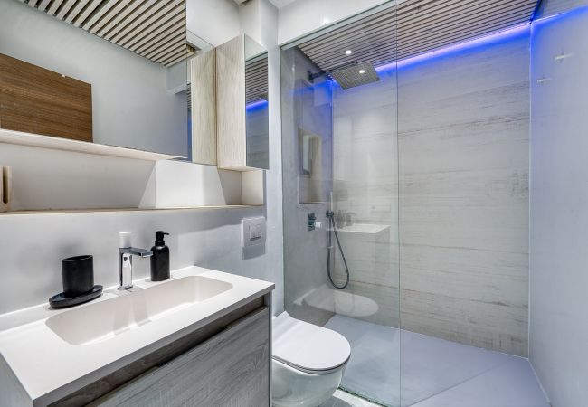 Apartamento en Marbella - 3095 Elegante Apartamento Junto al Mar en Puerto Banús Apartamento en Marbella - 3095 Elegante Apartamento Junto al Mar en Puerto Banús