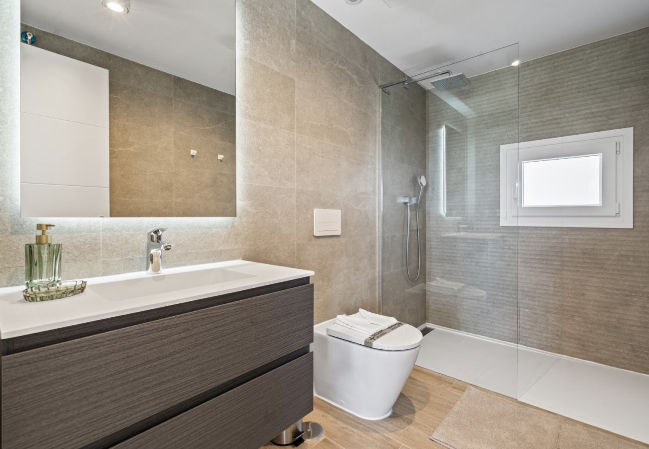 Apartamento en Casares -  Chic Penthouse & Solarium ALCAZABA LAGOON (2125)