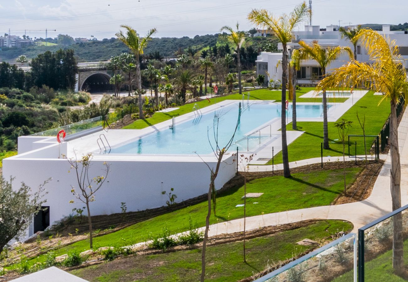 Apartamento en Casares - Amplio apt de 2 dormitorios con solárium – ALCAZABA LAGOON (2017)