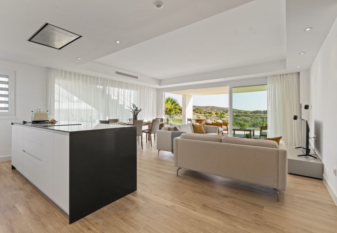 Apartamento en Casares - Amplio apt de 2 dormitorios con solárium – ALCAZABA LAGOON (2017)