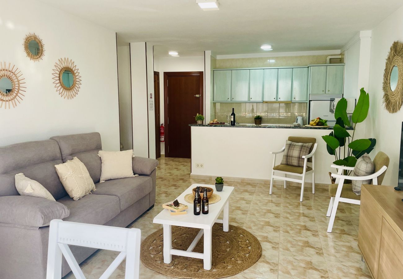 Apartamento en Torrox Costa - Alma de Laguna Beach by At Home Costa del Sol 