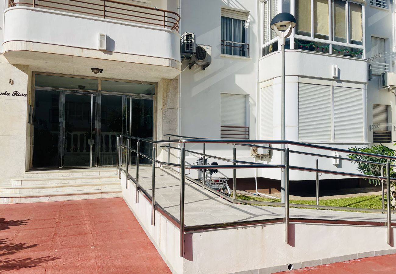 Apartamento en Torrox Costa - Alma de Laguna Beach by At Home Costa del Sol 
