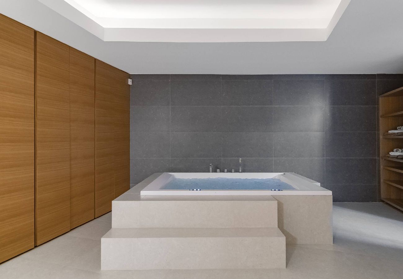 Villa en Marbella - Frontline Beach Costabella (r2576927) 