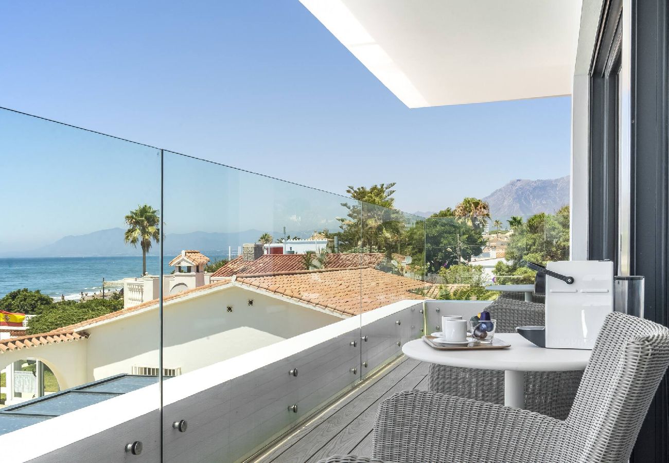 Villa en Marbella - Frontline Beach Costabella (r2576927) 