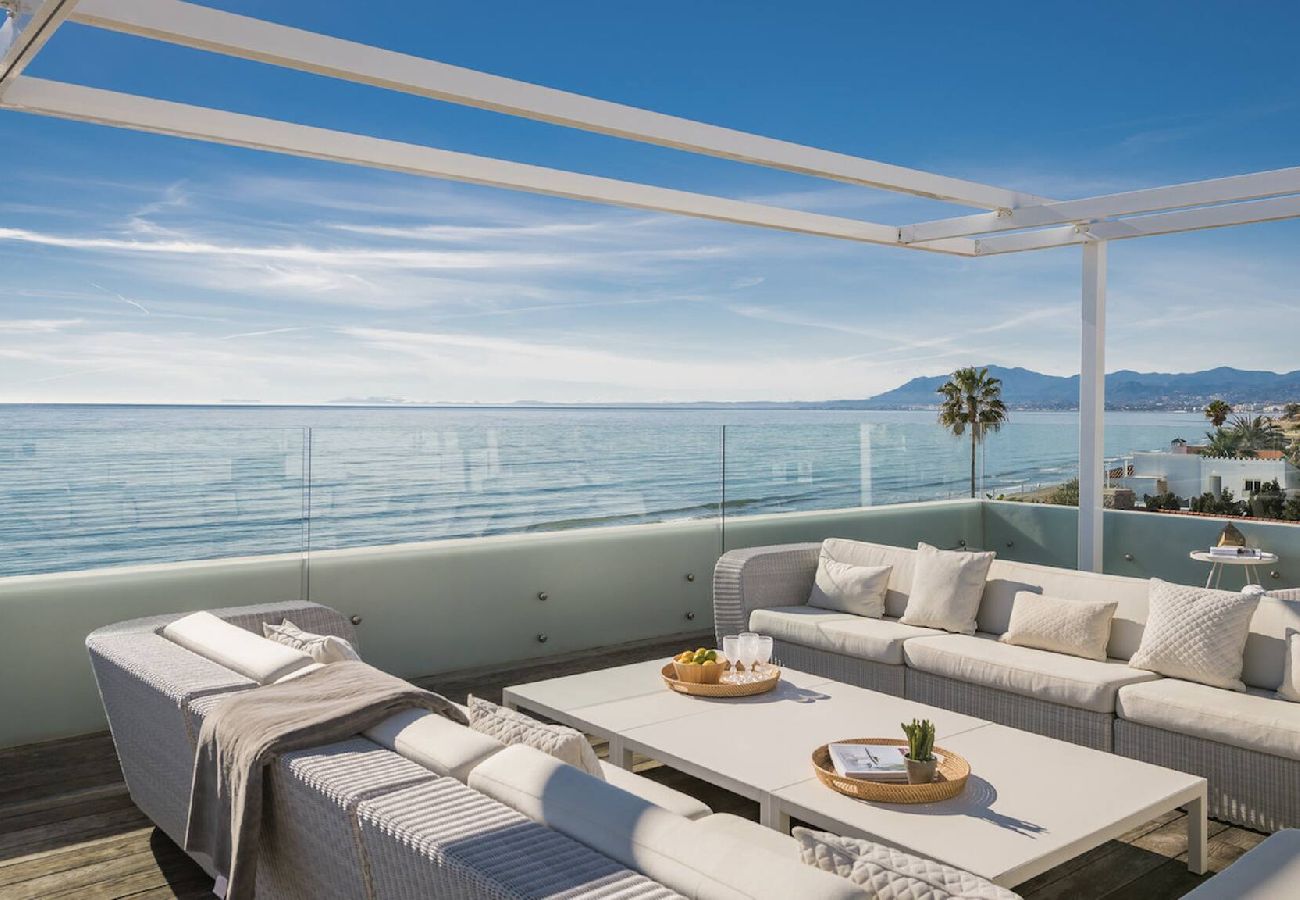 Villa en Marbella - Frontline Beach Costabella (r2576927) 