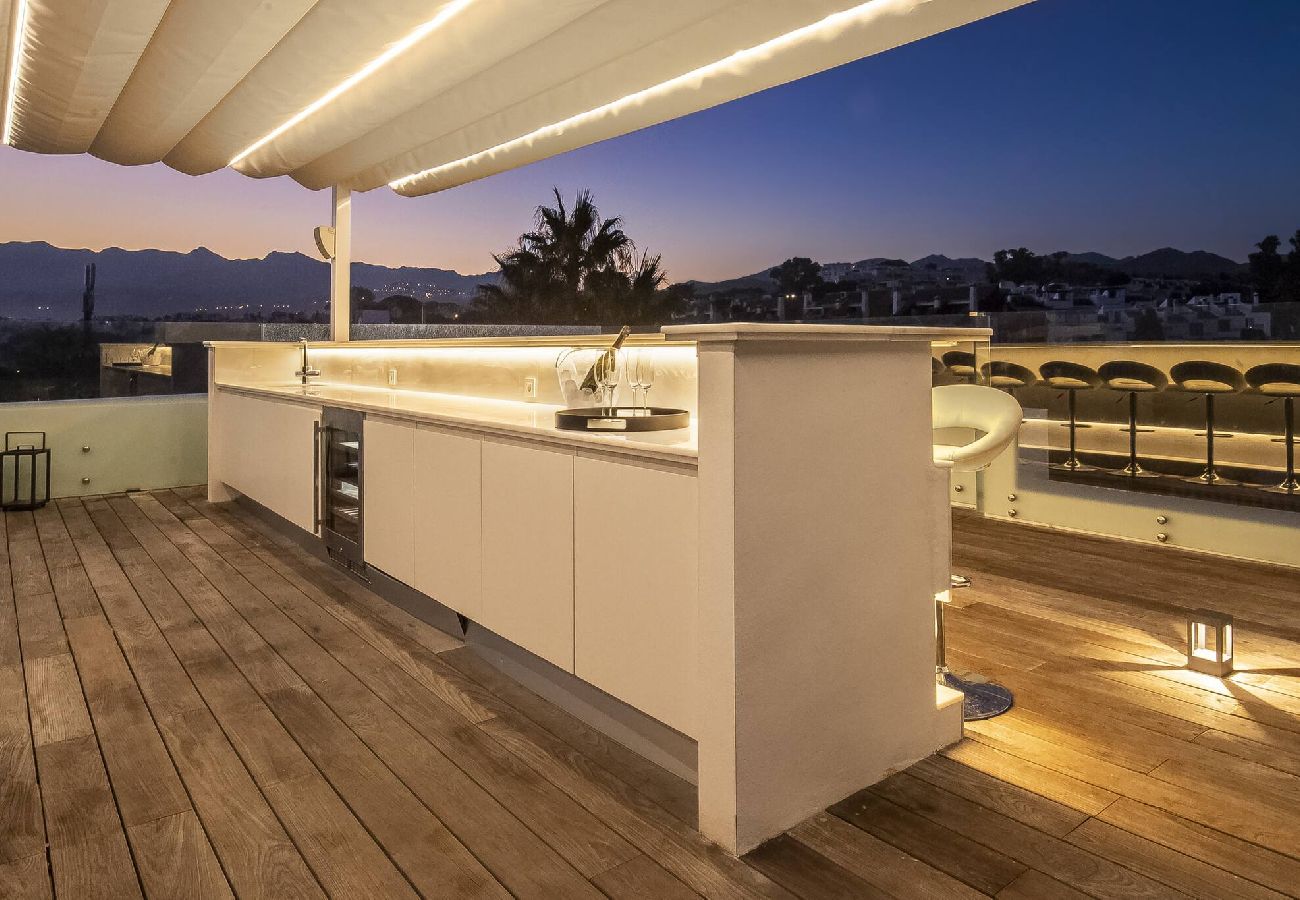 Villa en Marbella - Frontline Beach Costabella (r2576927) 