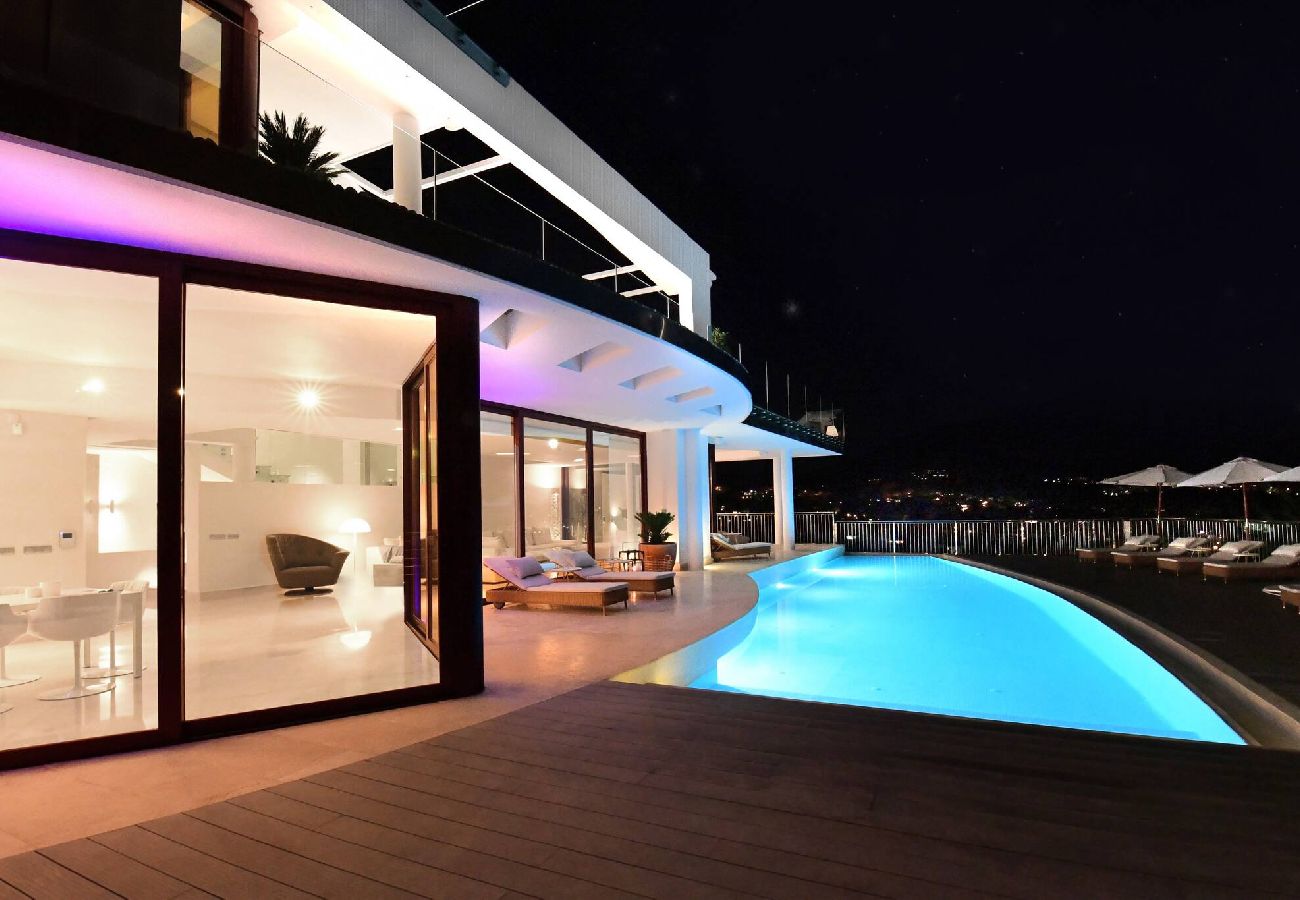 Villa en Nueva andalucia - Villa Blanca (r2835011) 