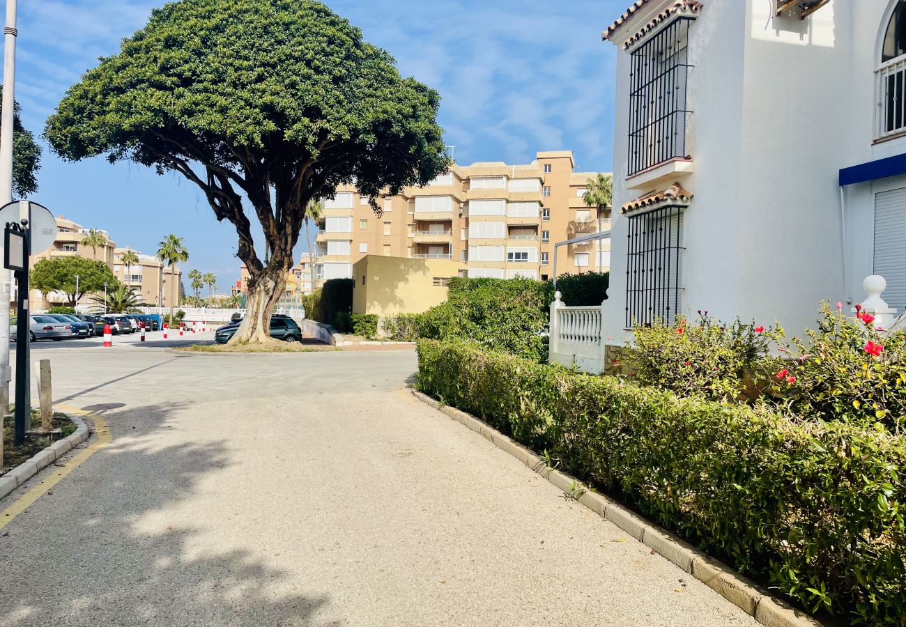 Apartamento en Torrox - P. Andaluz 921 by At Home Costa del Sol