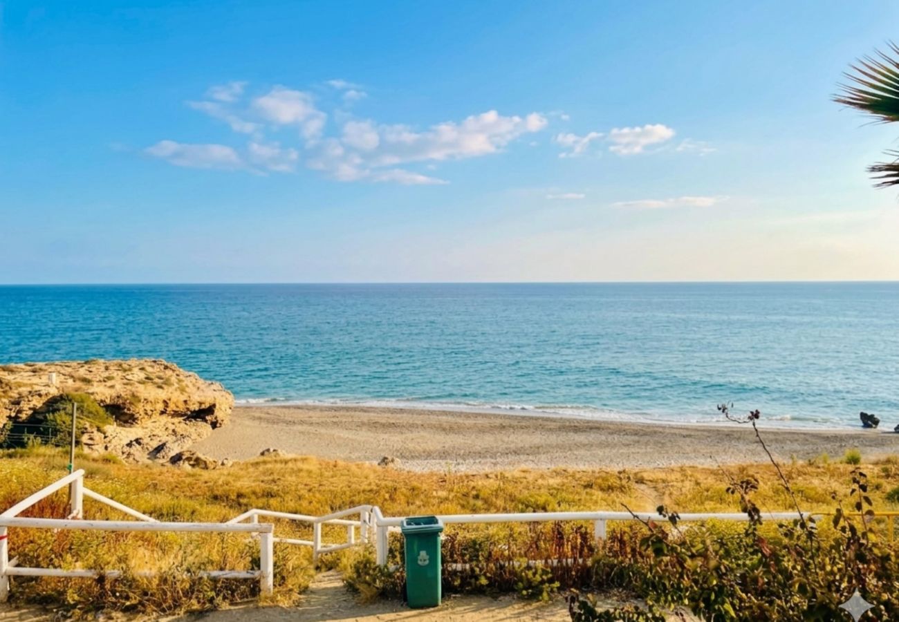 Apartamento en Torrox Costa - Apartamento de Lujo Sea Blue D&D