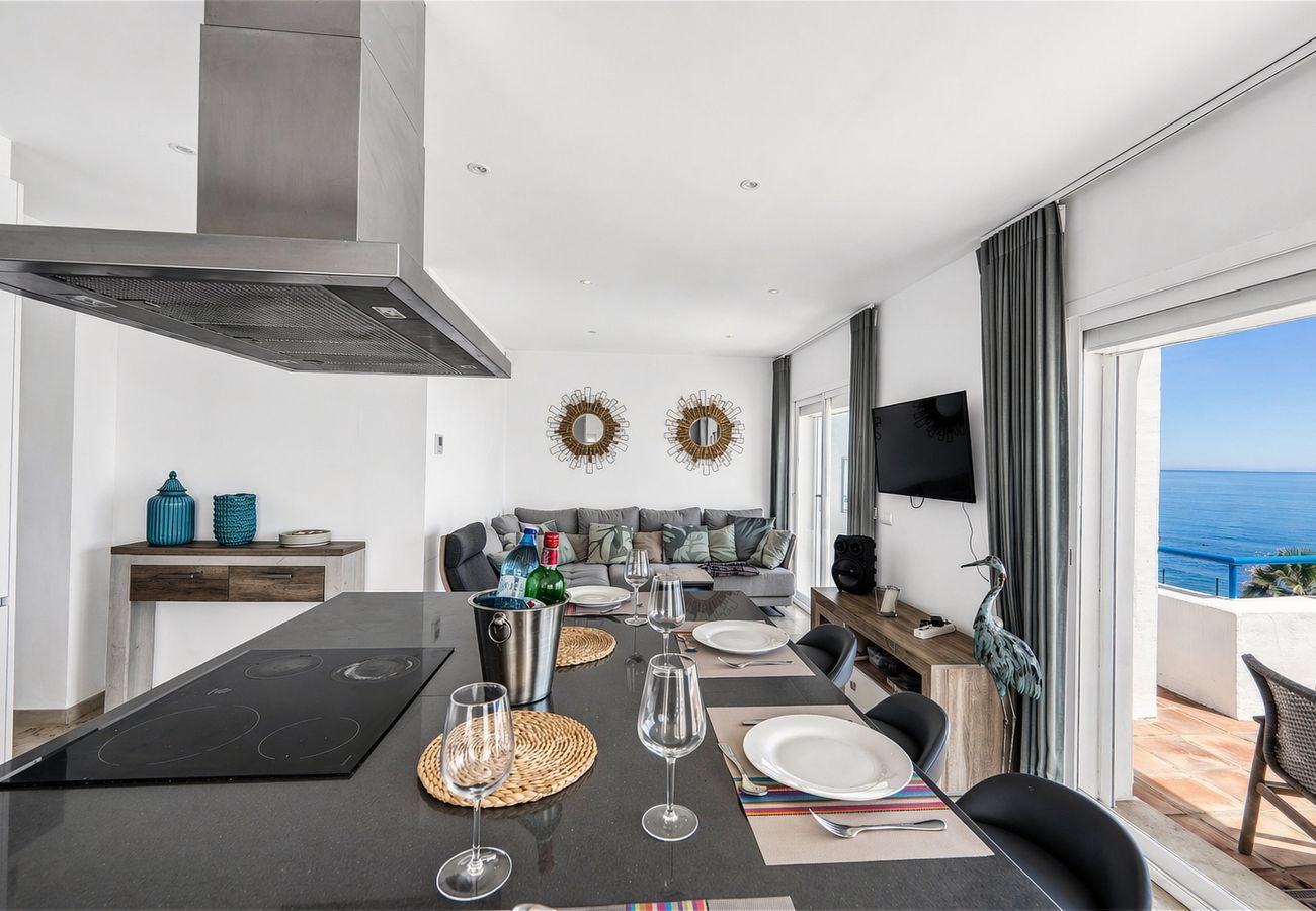 Apartamento en Casares - 3180 Ático dúplex con vistas panorámicas al mar