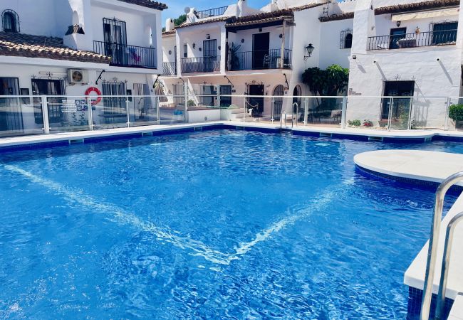 Apartamento en Nerja - Apartamento Azure Burriana by At Home Costa del Sol 