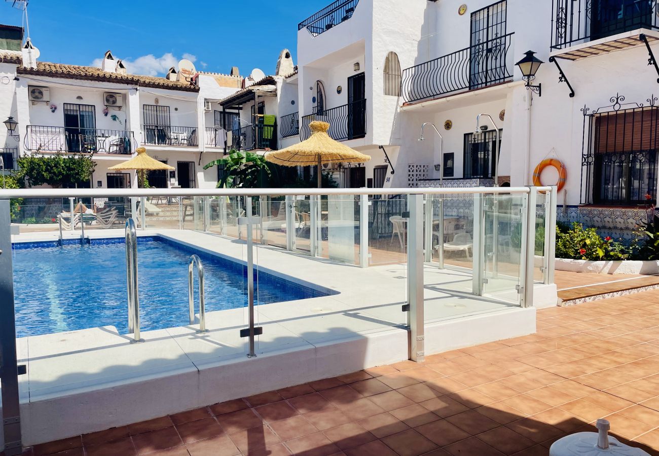 Apartamento en Nerja - Apartamento Azure Burriana by At Home Costa del Sol 