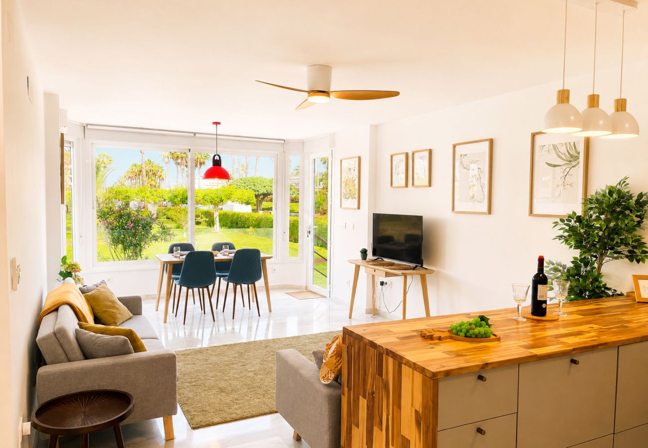 Apartamento en Torrox Costa - Jardines del Mar – Laguna Beach by At Home Costa del Sol