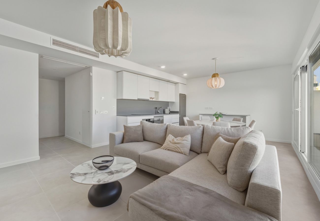 Apartamento en Estepona - 3025 Elegant apartment with terrace and pool