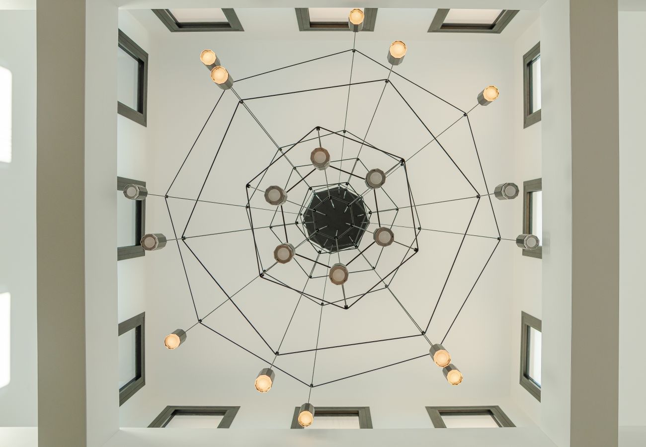 Villa in Marbella - Luxury villa | Heated pool* & private jacuzzi