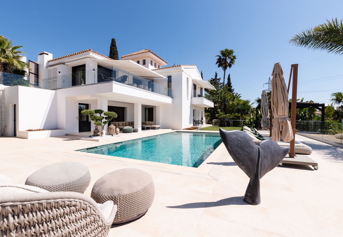 Villa in Marbella - Luxury villa | private heated pool* &  jacuzzi