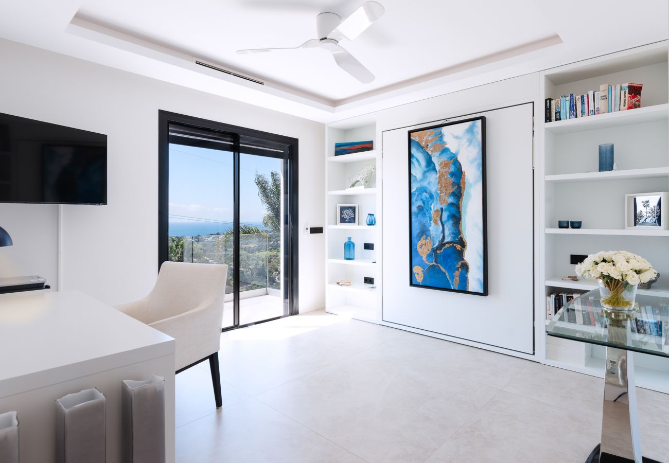 Villa in Marbella - Luxury villa | private heated pool* &  jacuzzi