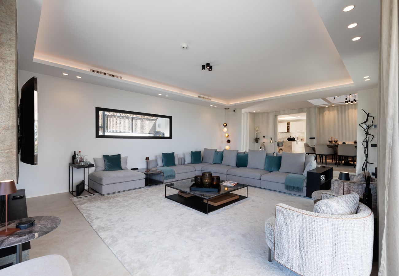 Villa in Marbella - Luxury villa | private heated pool* &  jacuzzi