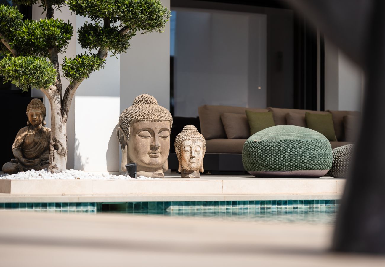 Villa in Marbella - Luxury villa | private heated pool* &  jacuzzi